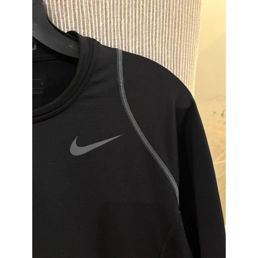 Nike pro hyperwarm